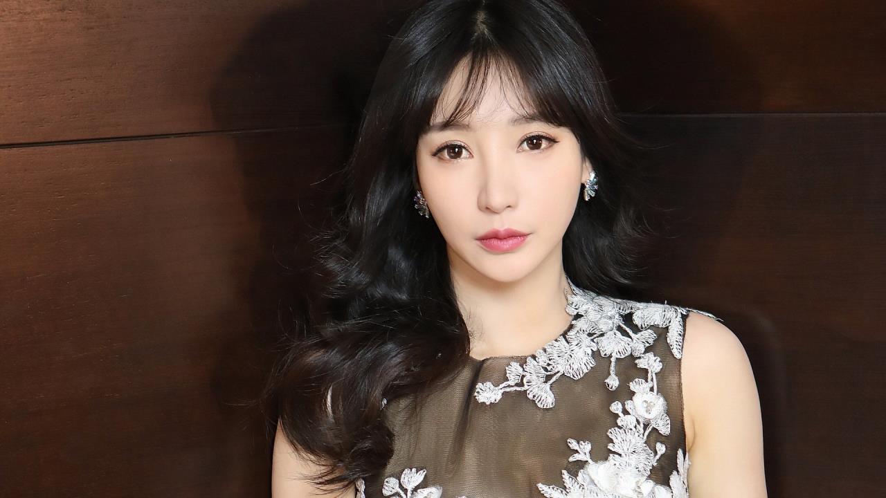 家有女友第二季：家庭琐事与情感纠纷的完美结合