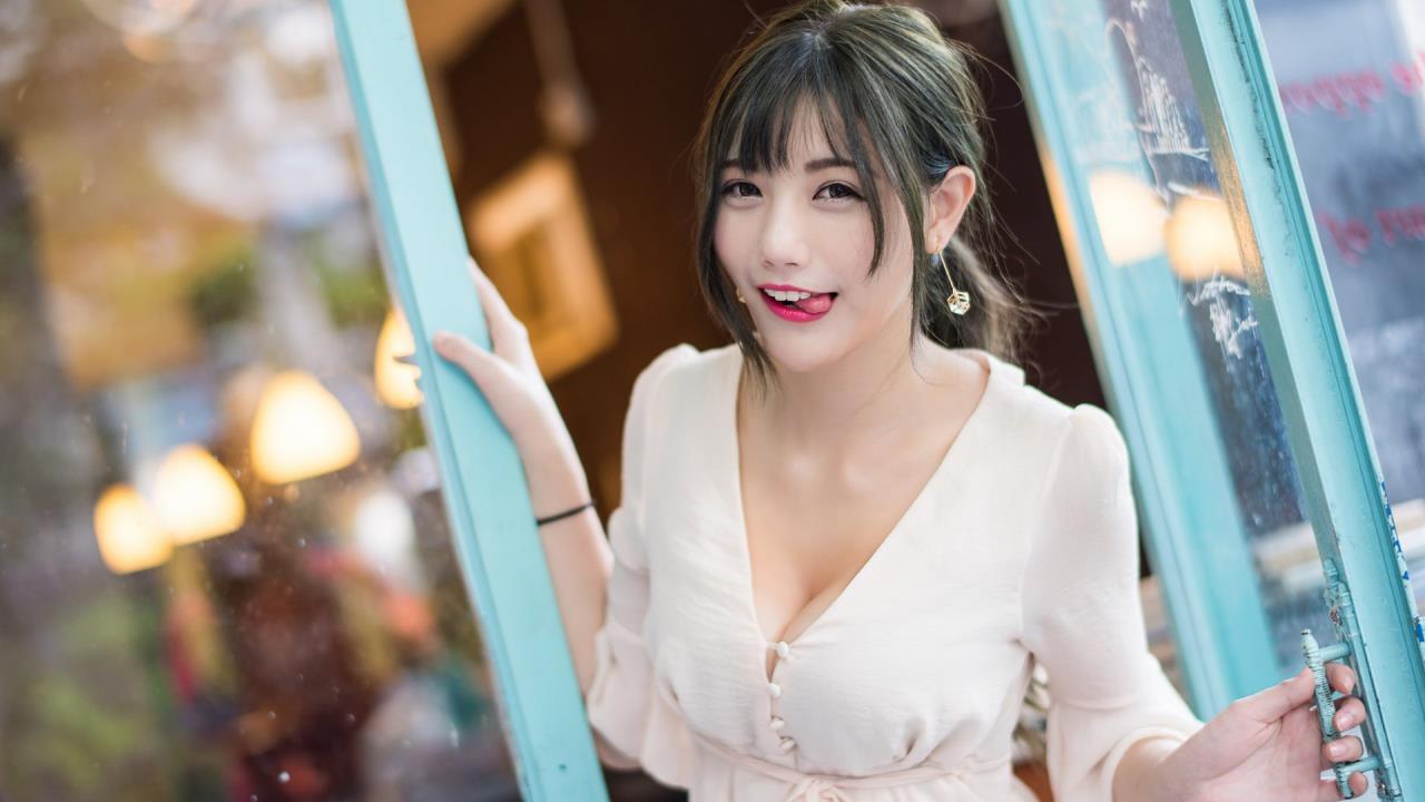 二次无桶动漫人物:  打破常规的视觉冲击