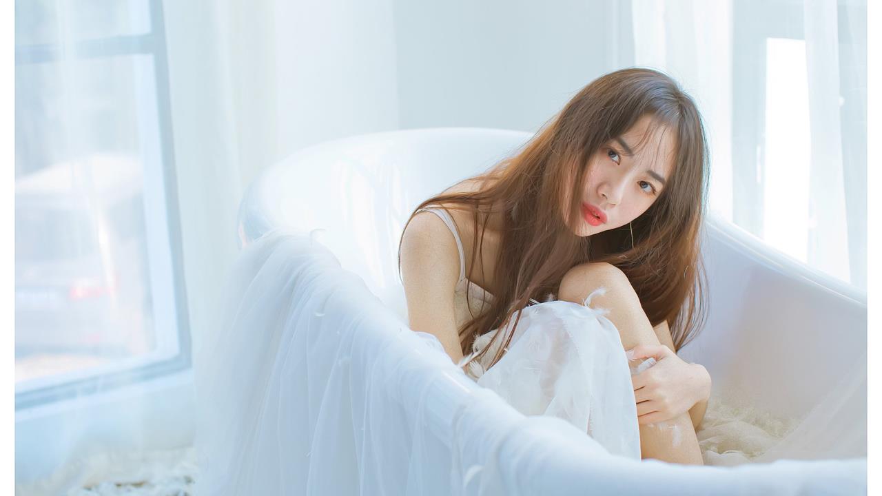 捏胸游戏大赏，轻松上手，乐趣无边界！