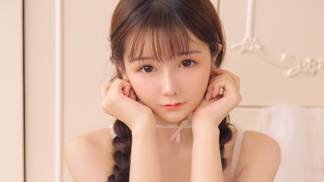 韩国电影欲望之屋:  隐藏在奢华背后的欲望深渊
