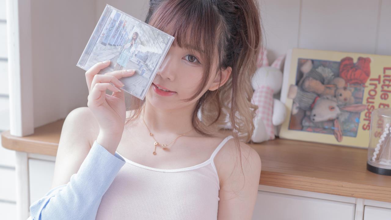 洲鲁鲁五月天：五月之恋的诗意吟唱